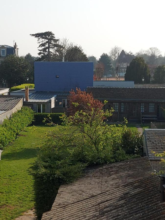 Hotel De Normandie Saint-Aubin-Sur-Mer  Esterno foto